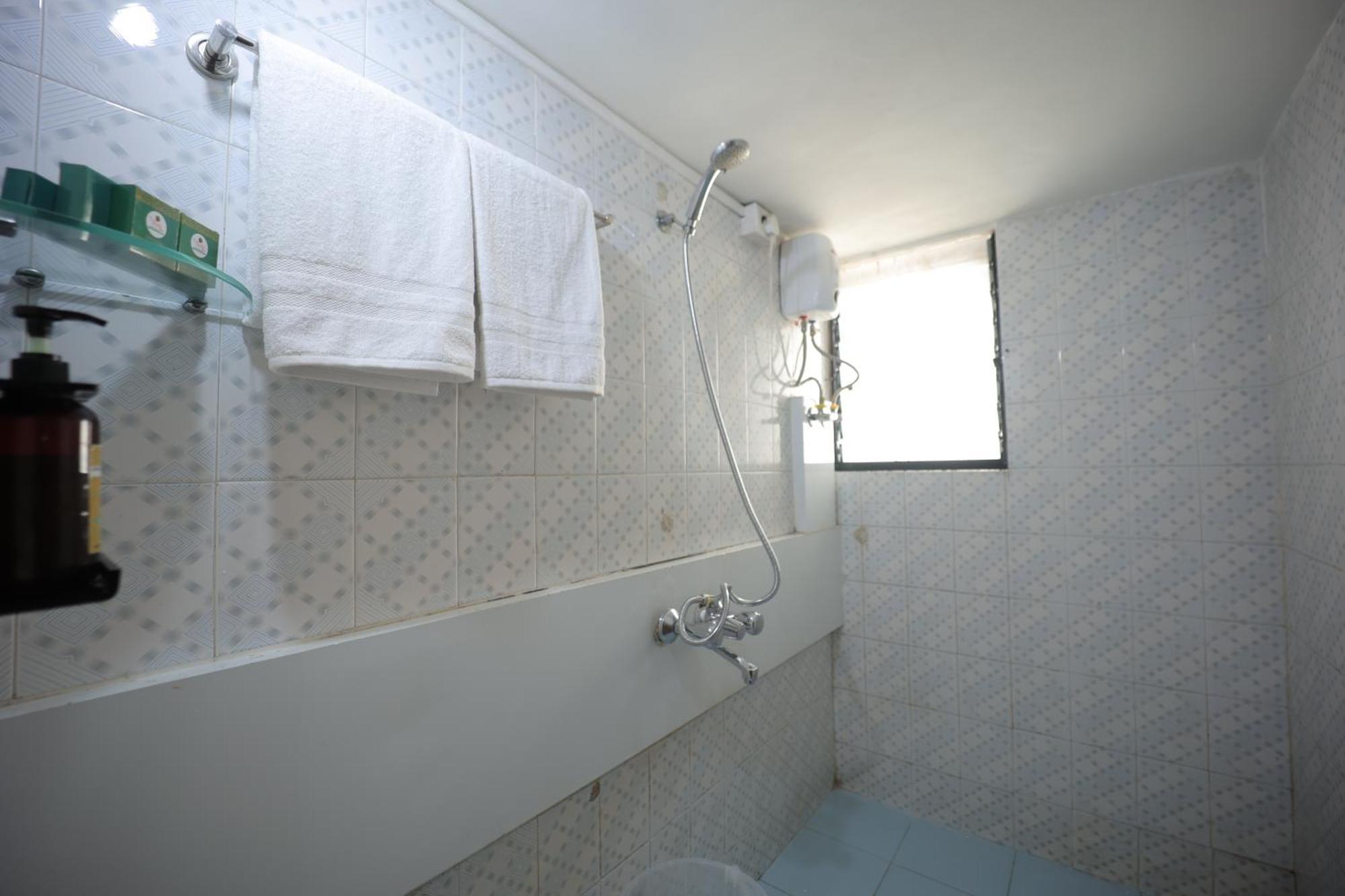 The Byke Studio Pure Veg Apartment, Thane Eksteriør bilde